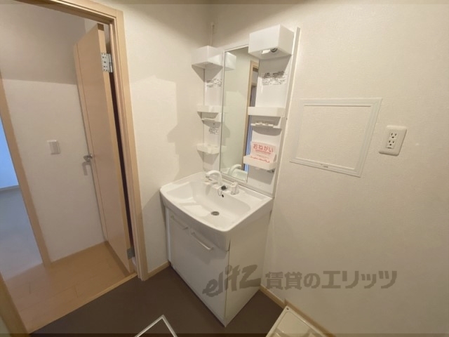 洗面設備　洗面化粧台