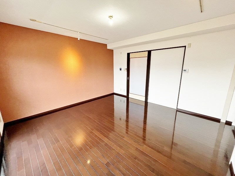 その他部屋・スペース　★洋室10.7帖★