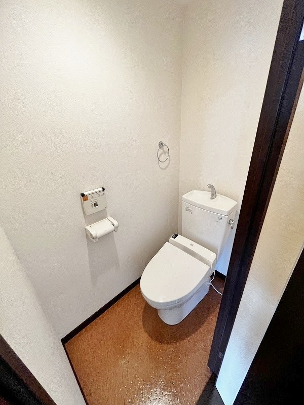 トイレ　★温水洗浄便座トイレ★