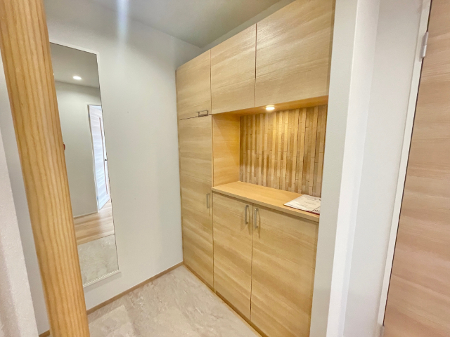 玄関　エコカラットが付いたシューズボックス