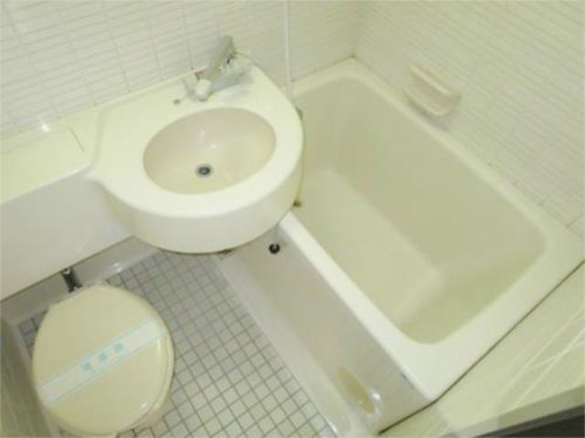 バス・シャワールーム　バスルーム