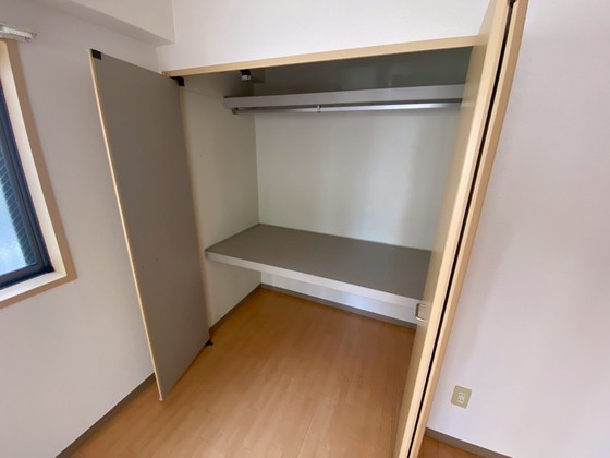 収納　※別部屋の写真です
