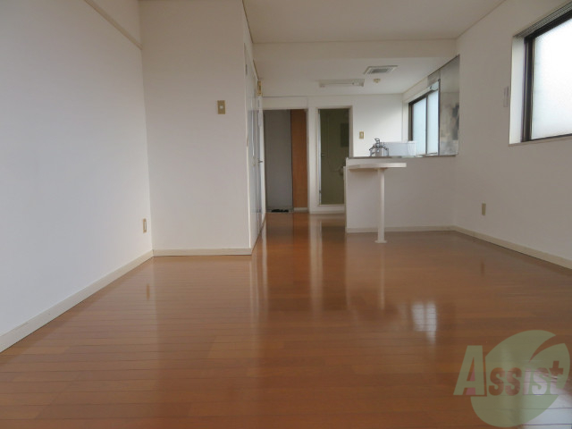 その他部屋・スペース　寝室はございませんがベッドも置けるスペースあります。