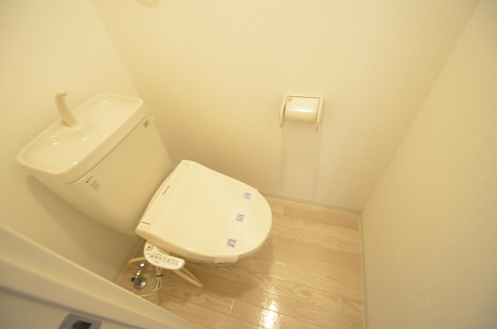 トイレ　シャワー付トイレ