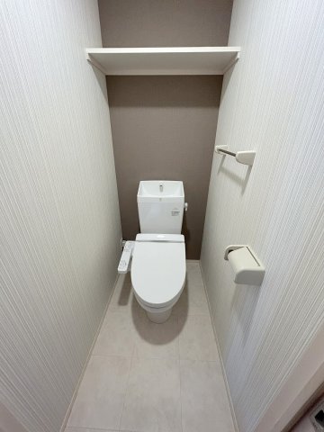 トイレ　同施工会社　参考写真