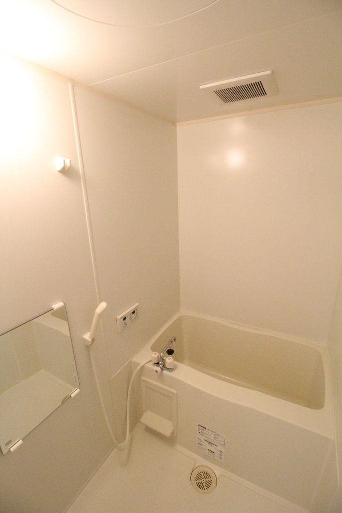 バス・シャワールーム　※代表タイプの写真のため実際と異なる場合がございます