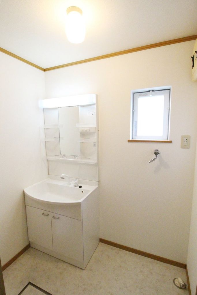 洗面設備　※代表タイプの写真のため実際と異なる場合がございます