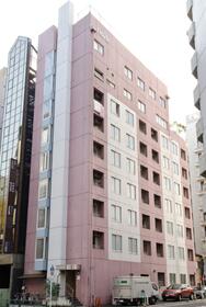 東京メトロ丸ノ内線/新宿御苑前駅 歩1分