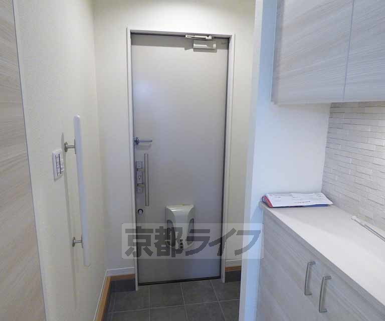 玄関　玄関です。