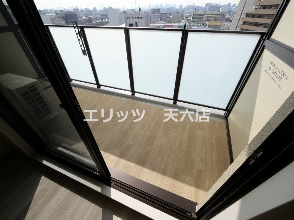 バルコニー　バルコニー