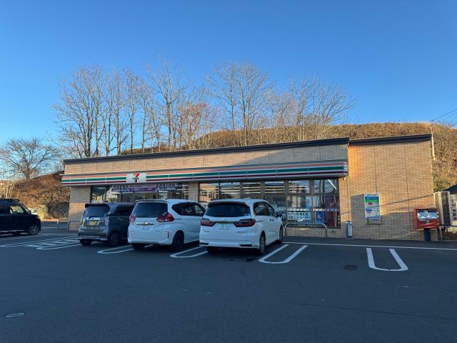 コンビニ　セブンイレブン釧路城山1丁目店（コンビニ）まで797m
