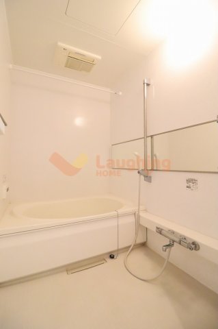 バス・シャワールーム　日々の暮らしに欠かせないお風呂です※別号室の写真になります