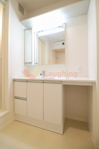 洗面設備　脱衣スペースもあります※別号室の写真になります