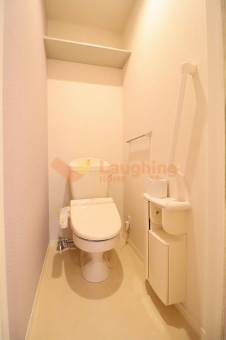 トイレ　トイレも気になるポイント※別号室の写真になります