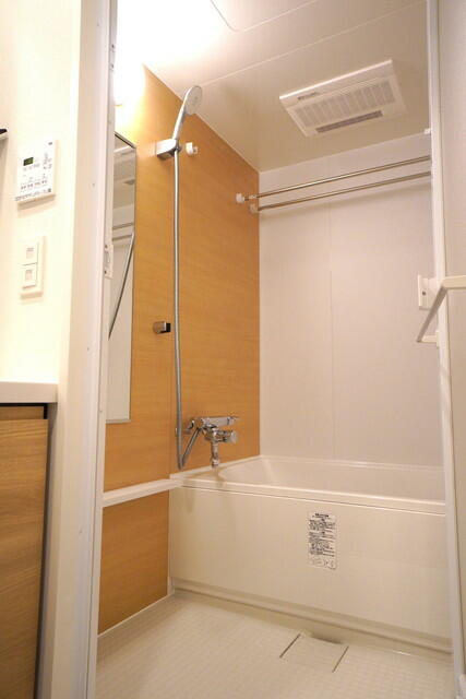 バス・シャワールーム　別部屋参考画像