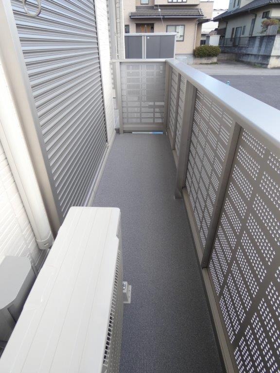 バルコニー　図面と現状に相違がある場合には現状を優先