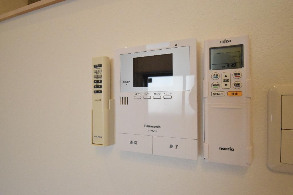 セキュリティ　カメラ付インターホン