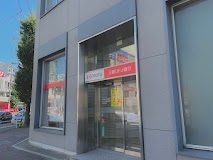 銀行　三菱ＵＦＪ銀行中村支店（銀行）まで566m