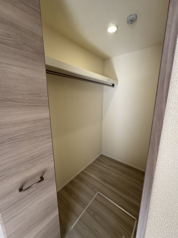 収納　ウォークインクローゼット