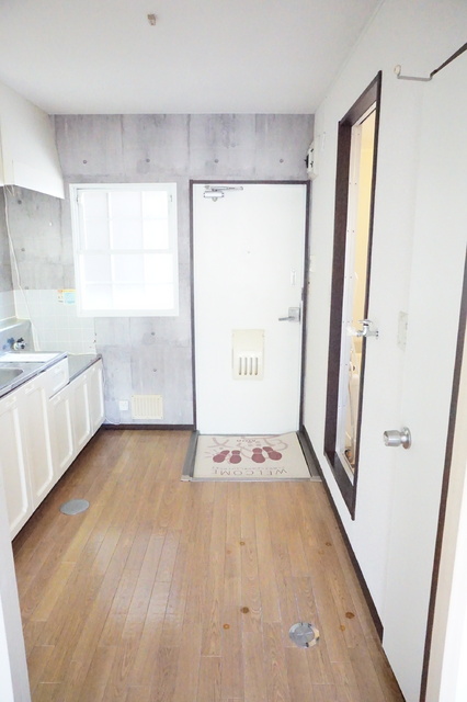 キッチン　窓のあるキッチン