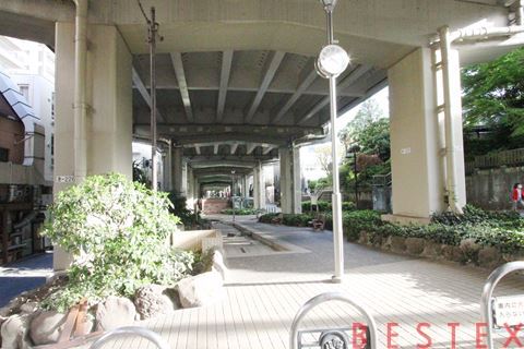 公園　関口台公園（公園）まで700m