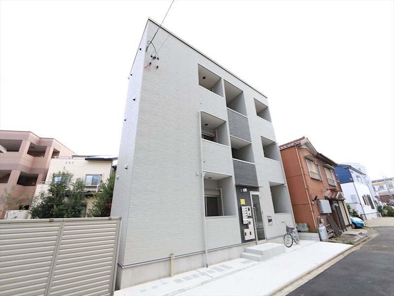 建物外観　外観　オートロック付　宅配ＢＯＸ有り　デザイナーズ