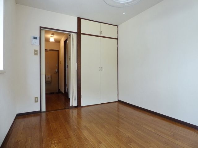 居室・リビング　内装