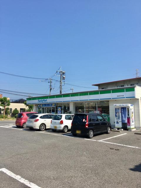 コンビニ　ファミリーマート西中央店（コンビニ）まで600m