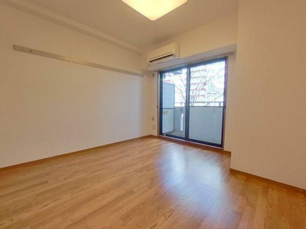 居室・リビング　参考写真です。