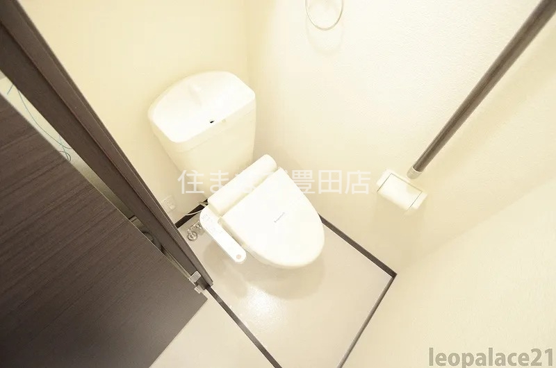 トイレ　同型タイプ