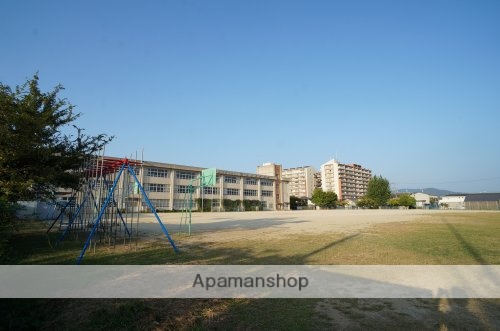 小学校　耳成西小学校（小学校）まで484m