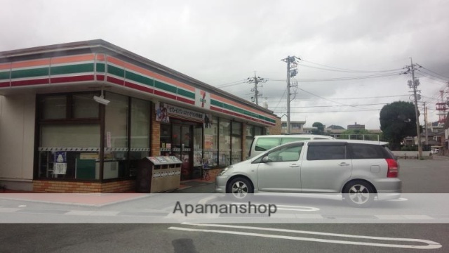 コンビニ　セブン－イレブン防府岡村町店（コンビニ）まで857m