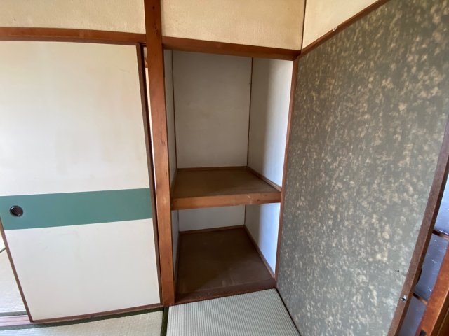 収納　リフォーム前（イメージ）