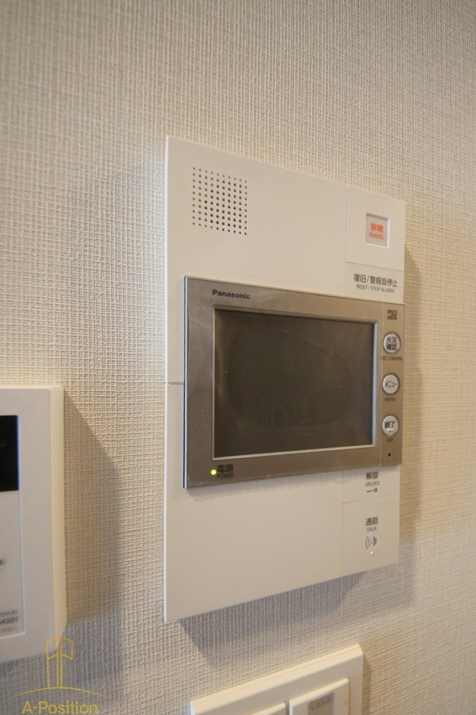 セキュリティ　コンフォリア・リヴ本町WEST Q