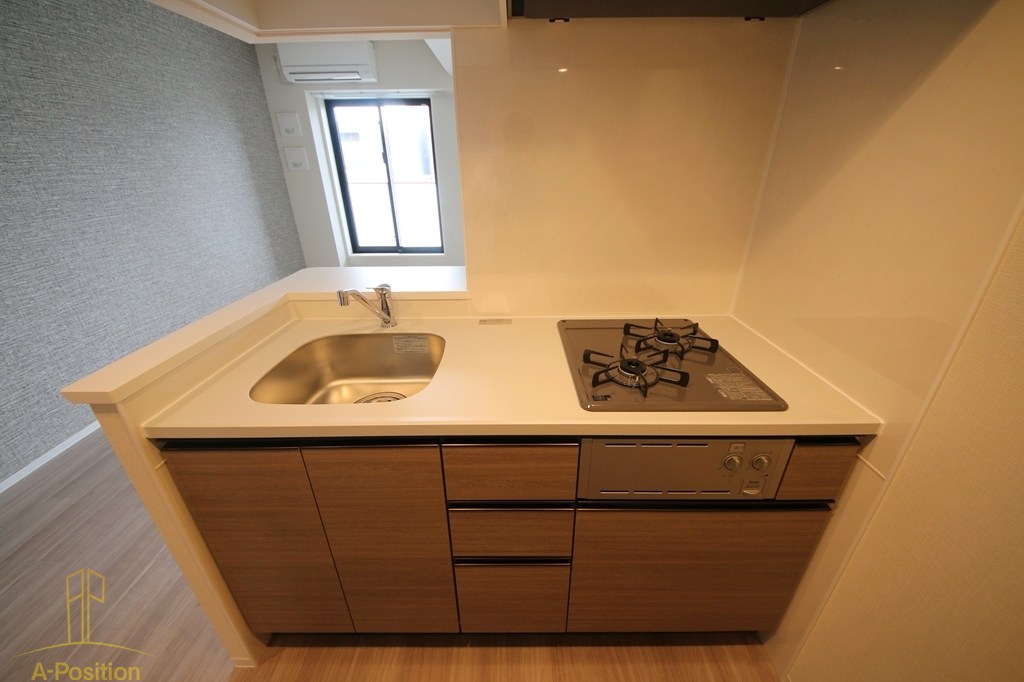 キッチン　コンフォリア・リヴ本町WEST Q