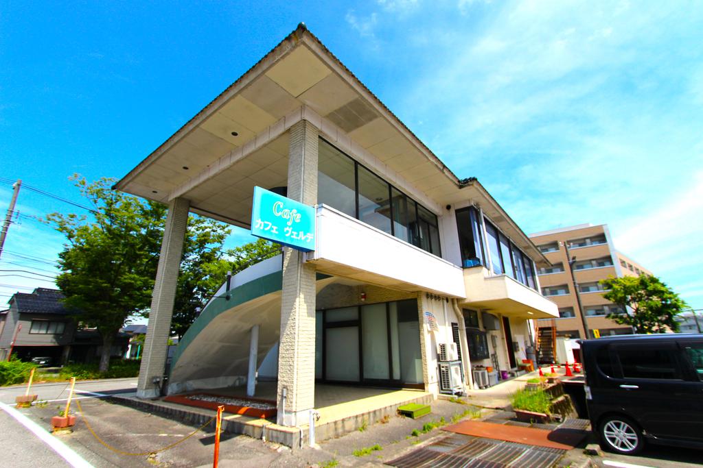 飲食店　cafeヴェルデ（飲食店）まで212m