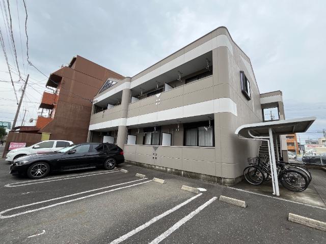 建物外観　外観写真（昼）