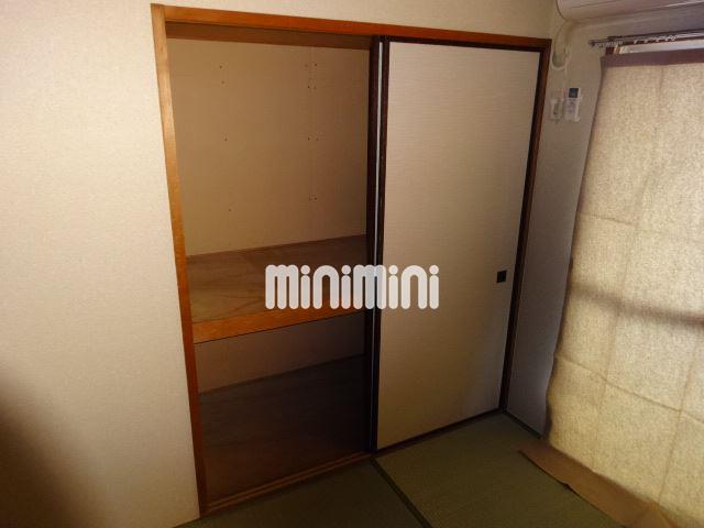 収納　６帖の和室・押入れ