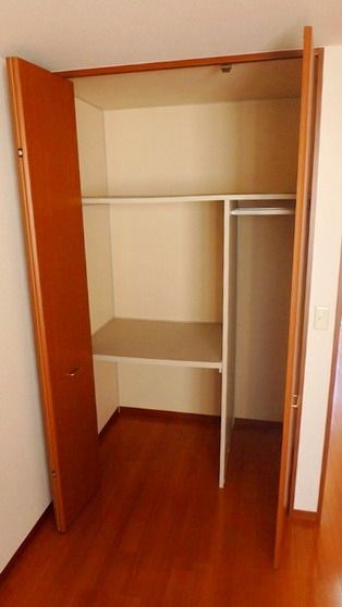 収納　★収納も便利な棚がついているんです★