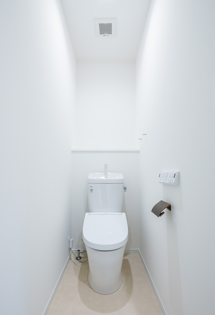 トイレ　参考写真です。現況優先。