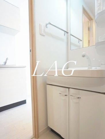 洗面設備　洗面台です。