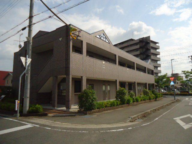 建物外観　外観写真（昼）