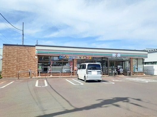 コンビニ　セブンイレブン城西三丁目店（コンビニ）まで240m