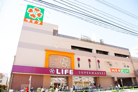 スーパー　ライフ 南千住店（スーパー）まで135m