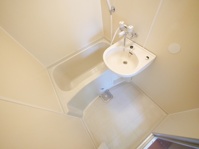 バス・シャワールーム　★深さのあるバスです★