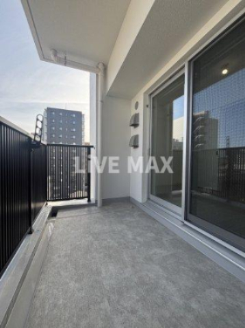 バルコニー　同間取り別部屋参考。