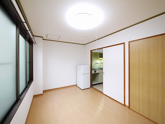 その他部屋・スペース　落ち着いて過ごせるお部屋なので、寝室にいかがでしょうか