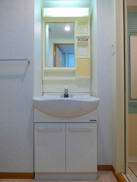 洗面設備　※写真と異なる場合現状優先。