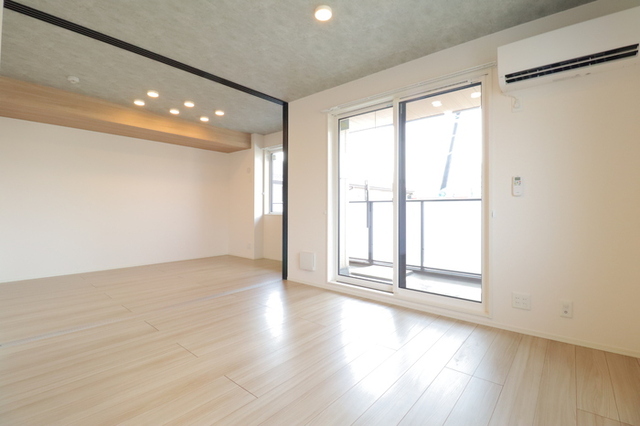 居室・リビング　リビング・洋室