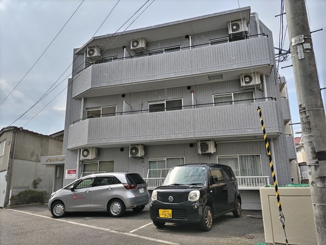 建物外観　２０２４年４月撮影